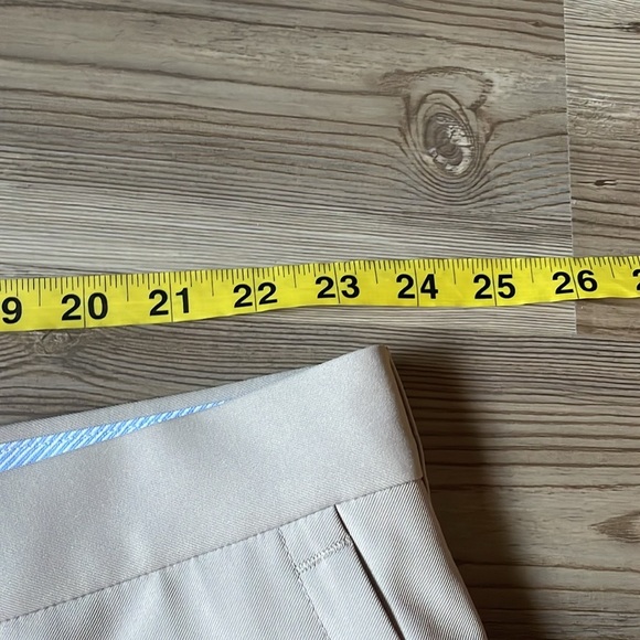 Peter Millar Salem Khaki Twill Performance Shorts Mens 48R Neutral Lightweight - Picture 6 of 8